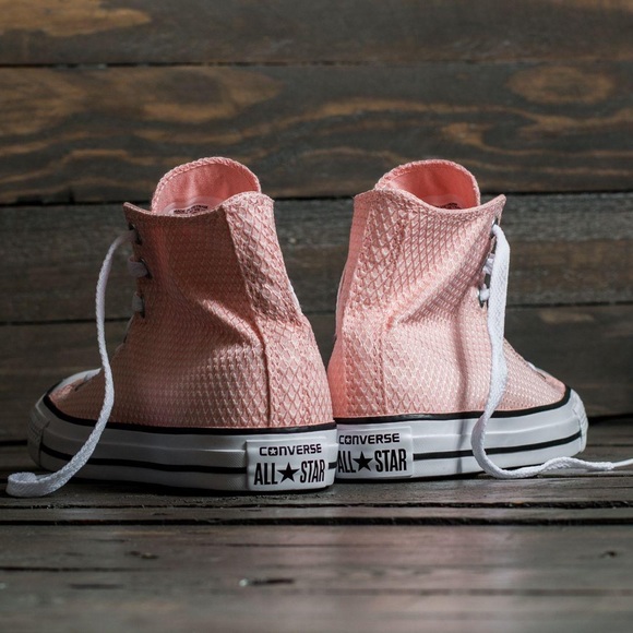 ‼️SALE‼️ Converse Vapor Pink High Top Sneakers - Picture 4 of 8